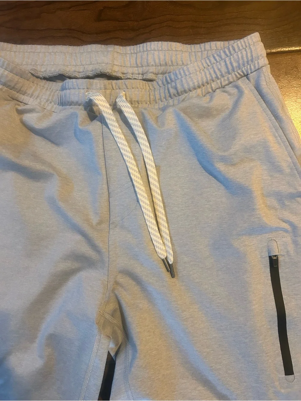 Vuori Light Gray Slim Joggers with Zipper Pocket - Picture 4 of 6
